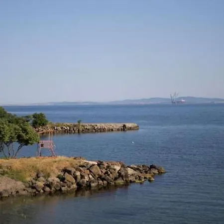 Хотел Слънчева Вълна Maison d'hôtes Pomorie
